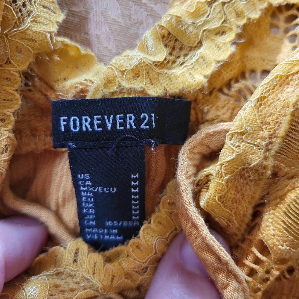 Forever 21 mustard yellow and 1 other crop top women's M #1626/27 - Picture 3 of 6